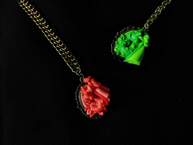 Schlafende Drache Halskette, Polymer Clay Drache, Miniatur, Geeky, D&d, Fantasy, Anhänger, Geeky Mini von Maniushka