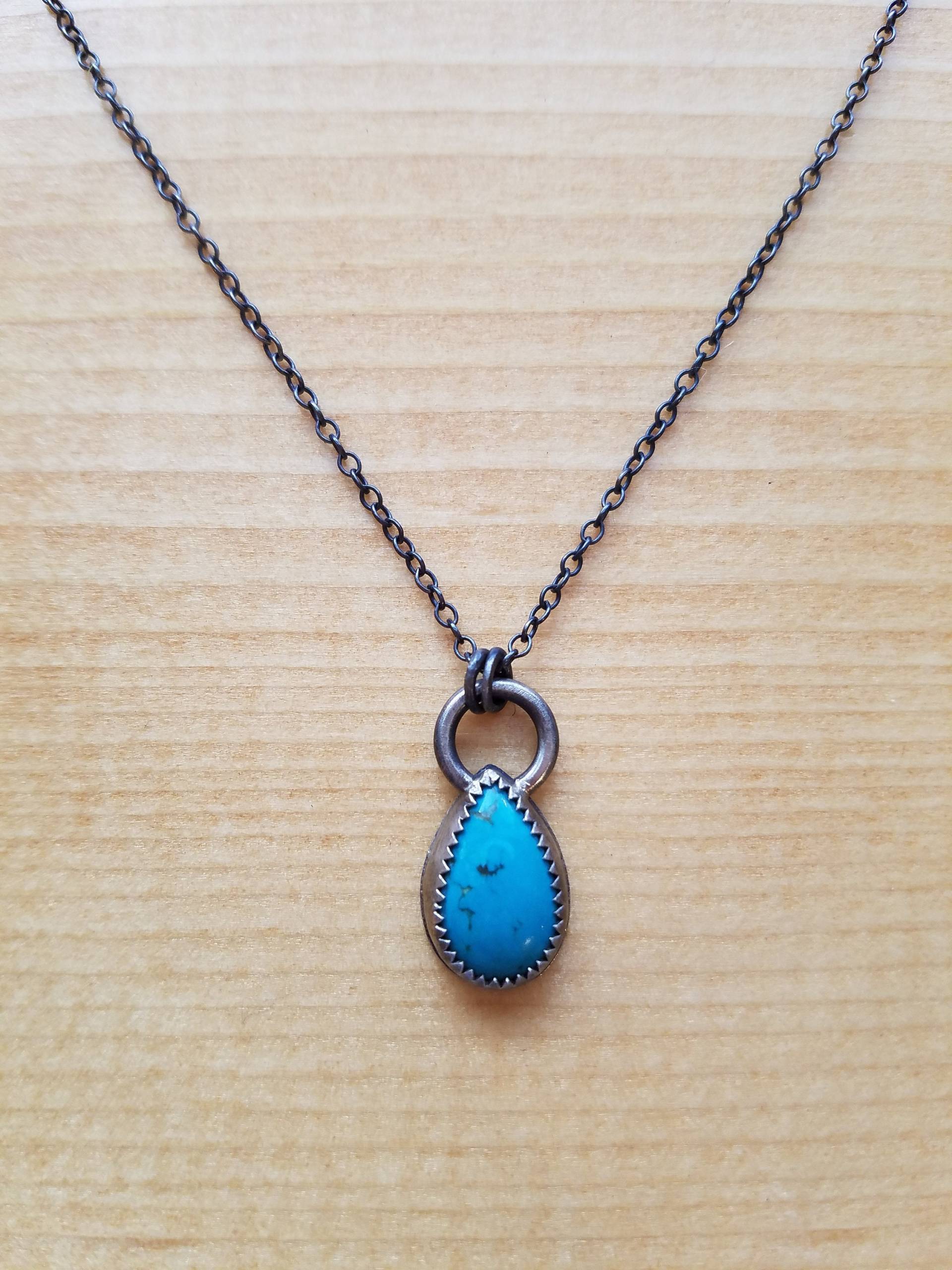 Dornröschen Türkis Halskette Dornröschen Türkis Halskette von MannajewelryDesign