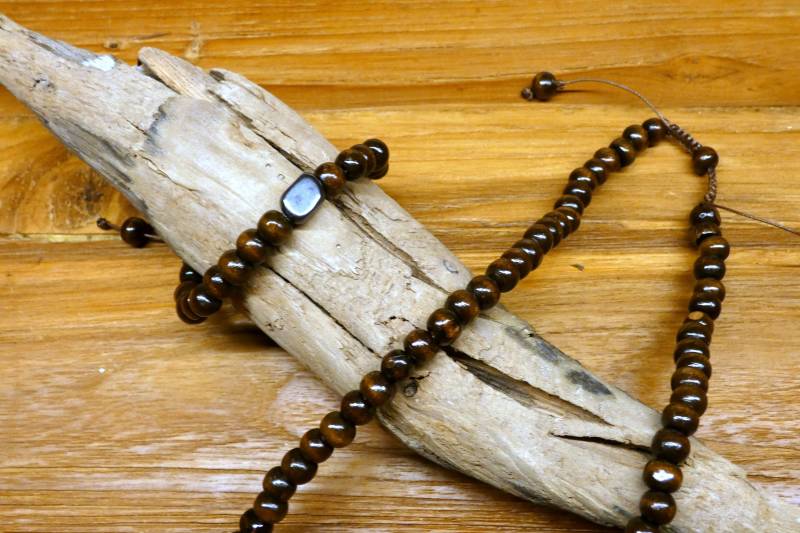 Perlenset Für Herren, Auch Einzeln, Aus Hämatitstein Und Braunen Holzperlen, Verstellbar von MannikaBerlin