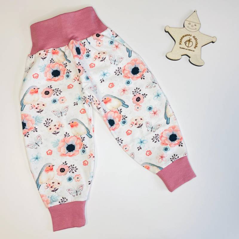 Pumphose Babyhose Handmade Vogel Schmetterling Blume Rosa 50/56, 62/68, 74/80, 86/92 von MannmannsNaehstube