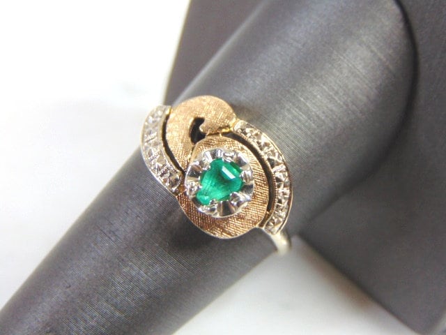 14K Gelb - & Weißgold Damenring Mit Smaragd 4.6G #e869 von MannysJewelry