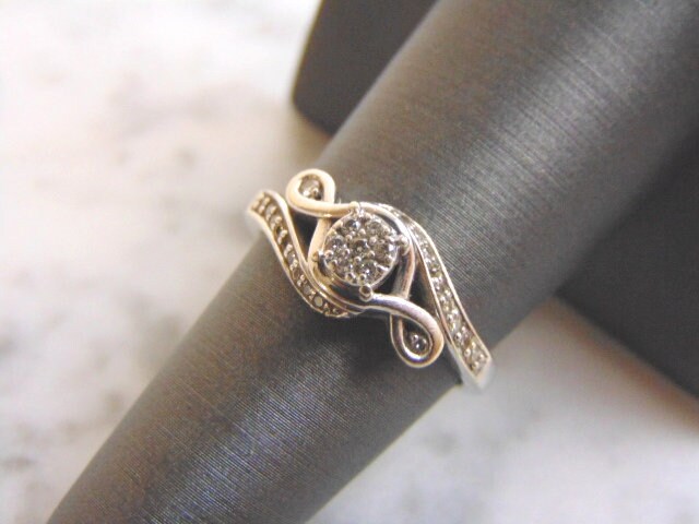 Damen Vintage Estate 10K Weißgold Ring Diamant Ring, 3.4G, E3854 von MannysJewelry