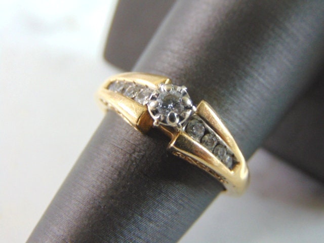 Damen Vintage Nachlass 14K Gold Diamant Ring 3.7G E2035 von MannysJewelry