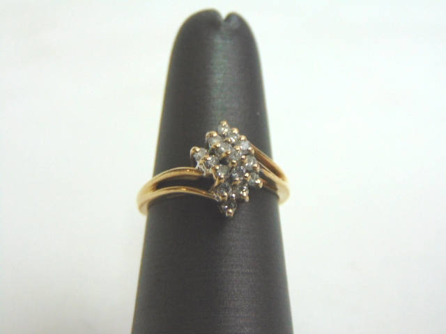 Schöner Damen Vintage Nachlass 14K Gelbgold Diamant Cluster Ring 3.0G E3559 von MannysJewelry
