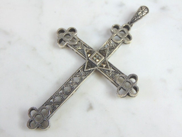 Vintage Nachlass Sterling Silber Religiöses Kreuz Anhänger 14.0G E1136 von MannysJewelry
