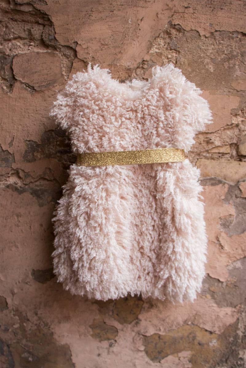 Neu/Ausgefallenes Flauschiges Kleid/ Lockiges Winterkleid/ Süßes Winterkleid/Baby Mädchen Kleid von Manoko