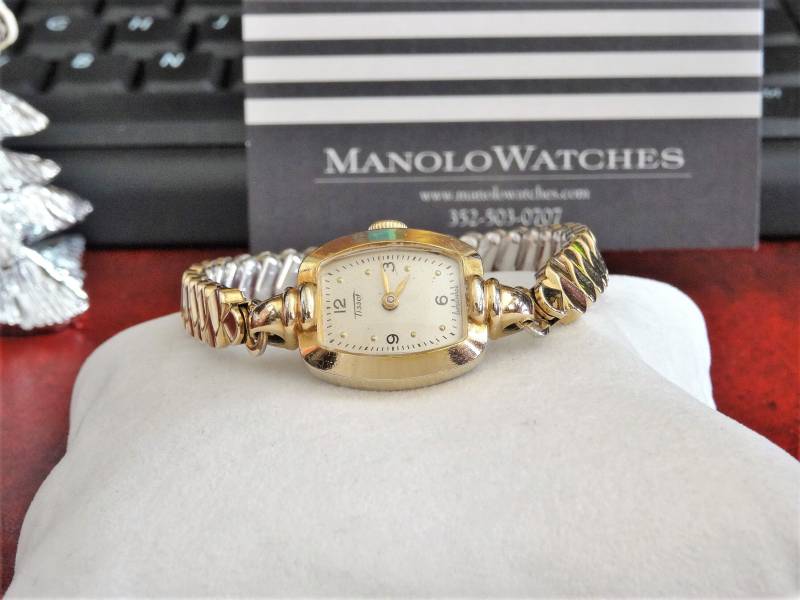 Vintage Tissot Gold Filled Hand Wickeluhr 15-Juwelen Damenuhr Mit Goldfarbenen Band von ManoloWatches