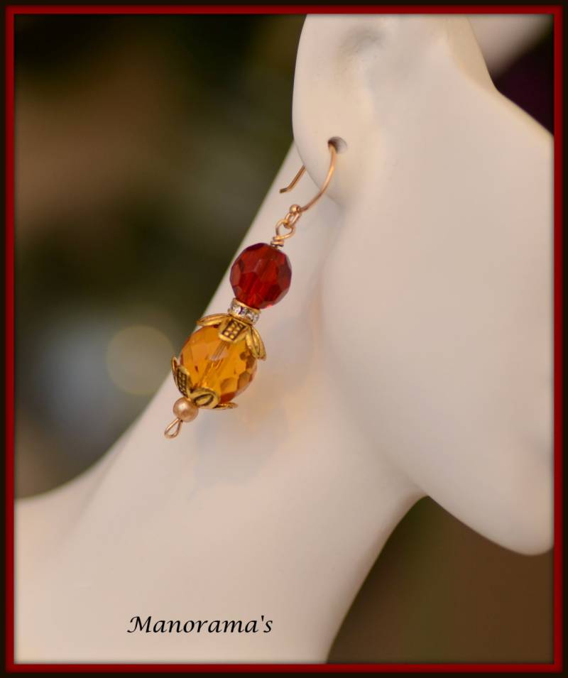Rot Gelb Glas Perlenohrringe, Herbstfarben, Baumeln Ohrringe, 14 K Gold Füllen Draht, Geschenk Für Sie, Schicke Casual Schmuck Swarovski Perle von ManoramasCreations
