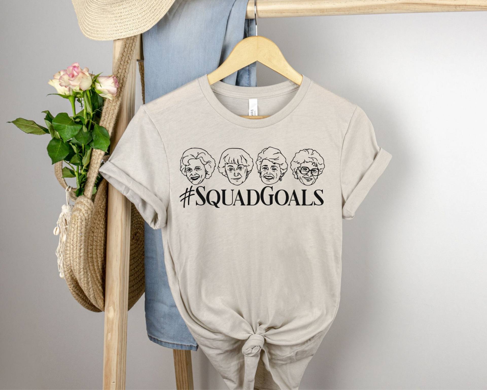 Squad Goals Golden Girls Shirt, Betty White Blanche, Sophia, Dorothy Und Rose Nylund Shirt von MantraBandsCo