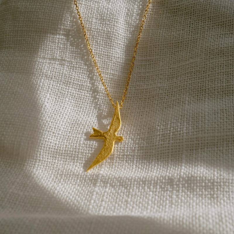 Swift Bird Necklace - Handmade Soaring Jewelry, 925 Sterling Silver With 18K Vermeil, Symbol Of Freedom & Awareness Swift Bird Necklace - Handmade Soaring Jewelry, 925 Sterling Silver With 18K Vermeil, Symbol Of Freedom & Awareness von ManuahiHandcraft