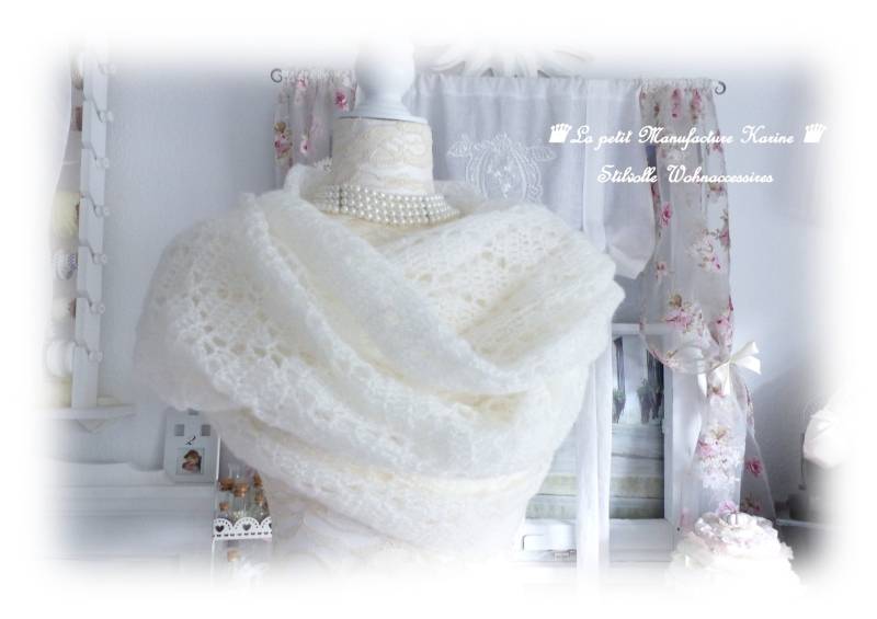 Schöne Leichte Weiße Stola Flauschgarn Rautenmuster Im Shabby Chic, Vintage, Landhausstil von ManufactureKarine