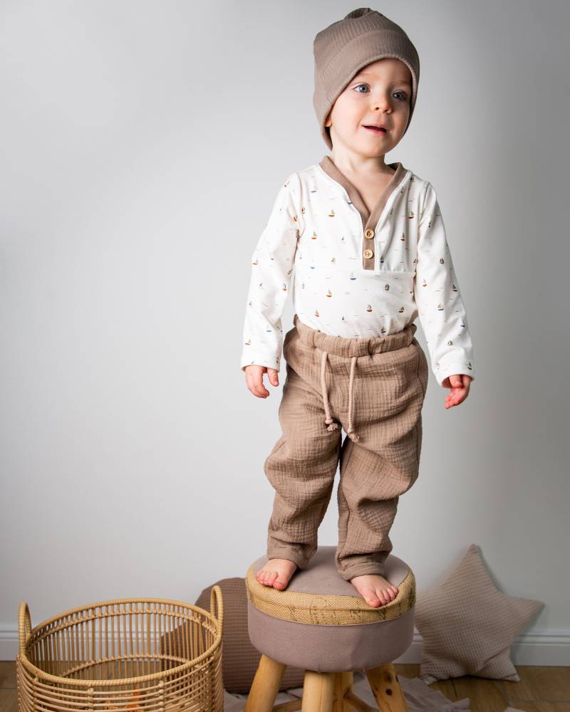 Musselin Hose/ Sommer Baby/Kinder/ Beige/ Verschiedene Größen von ManufakturHerzstueck