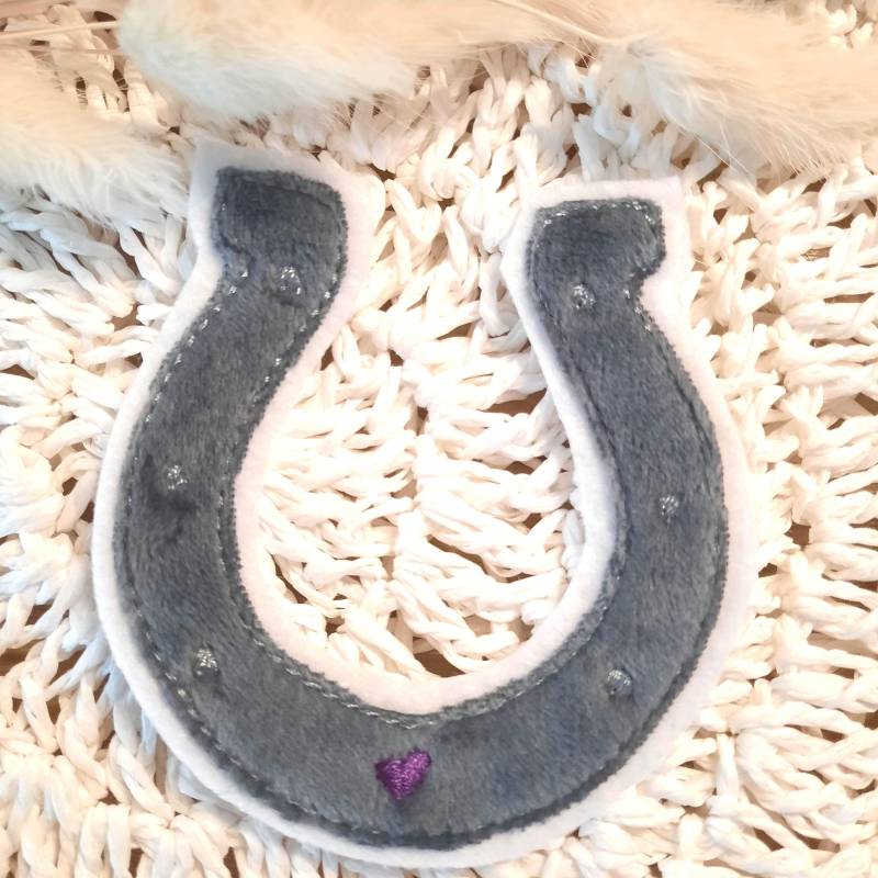 Applikation Hufeisen Flausch | Glücksbringer Aufnäher von ManufakturLittlefee