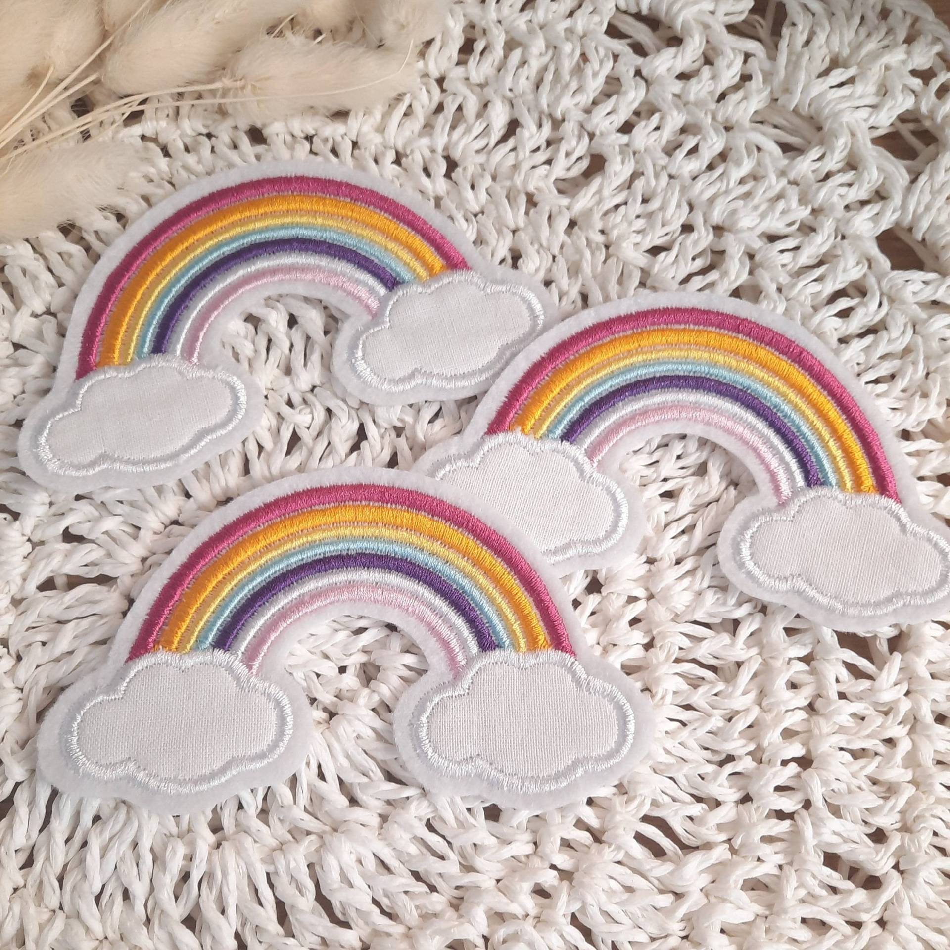 Applikation Regenbogen| Aufnäher Bunter Regenbogen | Bügelbild Schultüte Einschulung Applikation Regenbogen| Aufnäher Bunter Regenbogen | Bügelbild Schultüte Einschulung von ManufakturLittlefee
