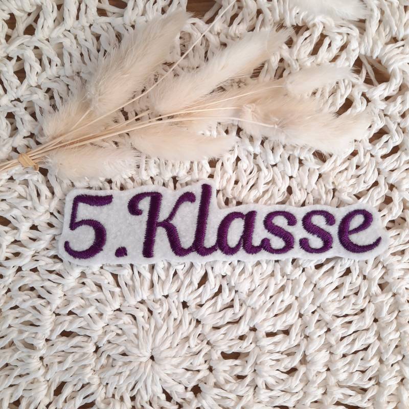 Namensapplikation | 5. Klasse| Applikation Schultüte |Aufnäher Klein |Schulkind 2024 |Einschulung| Schrift 3 Namensapplikation | 5. Klasse| Applikation Schultüte |Aufnäher Klein |Schulkind 2024 |Einschulung| Schrift 3 von ManufakturLittlefee