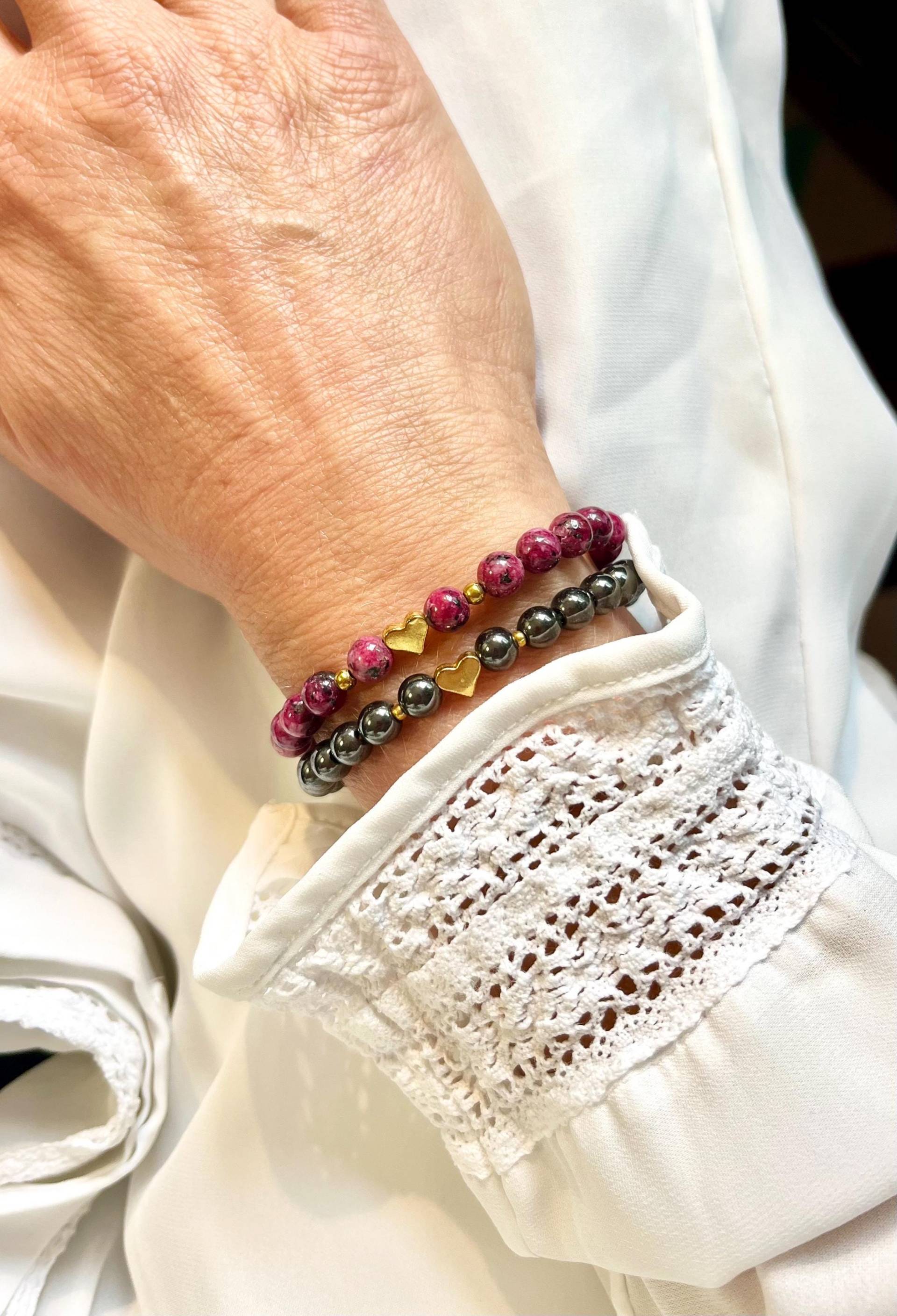 Hämatit Armband Mit Herz | Schutzstein Schmuck Für Damen & Herren Handgemachtes Naturstein Heilstein Geschenk Idee Frauen Hämatit Armband Mit Herz | Schutzstein Schmuck Für Damen & Herren Handgemachtes Naturstein Heilstein Geschenk Idee Frauen von ManufakturNicoleK