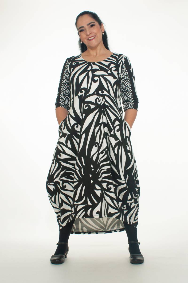 Schwarze-Weißes Kleid Für Frauen Ausgefallenes 3xl Ballonkleid Aus Mit Ballonrock in Übergröße von ManufakturRuffer