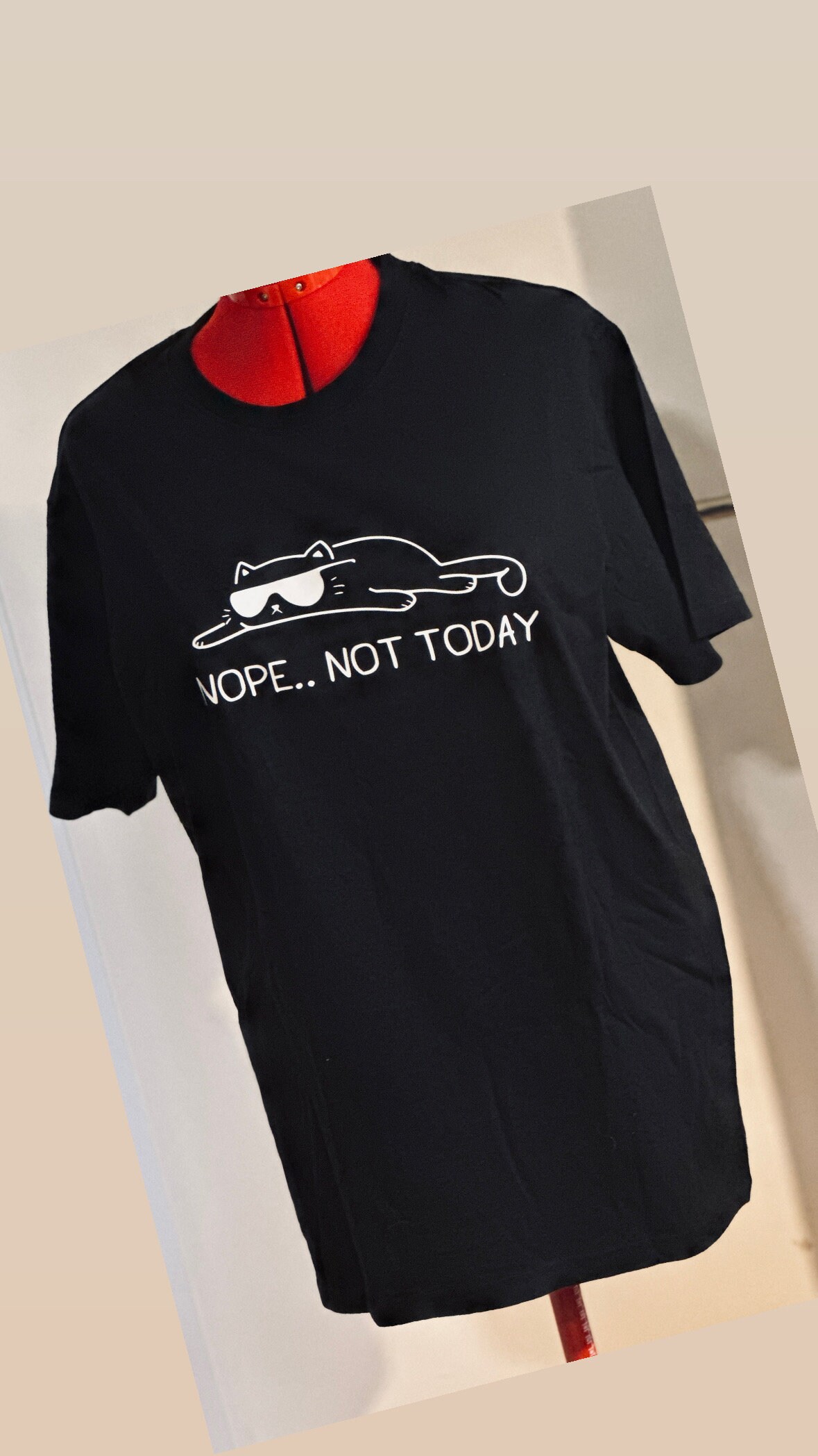 Katze Nop ...today Rundhals, T-Shirt, Damen Shirt, Rundhals von Manufakturwaren