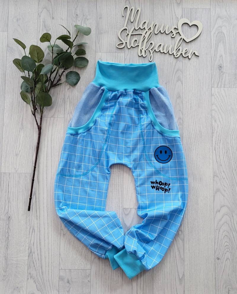 Jogger Pumphose Jeansblau Karo Smilie Kinder von ManusStoffzauber