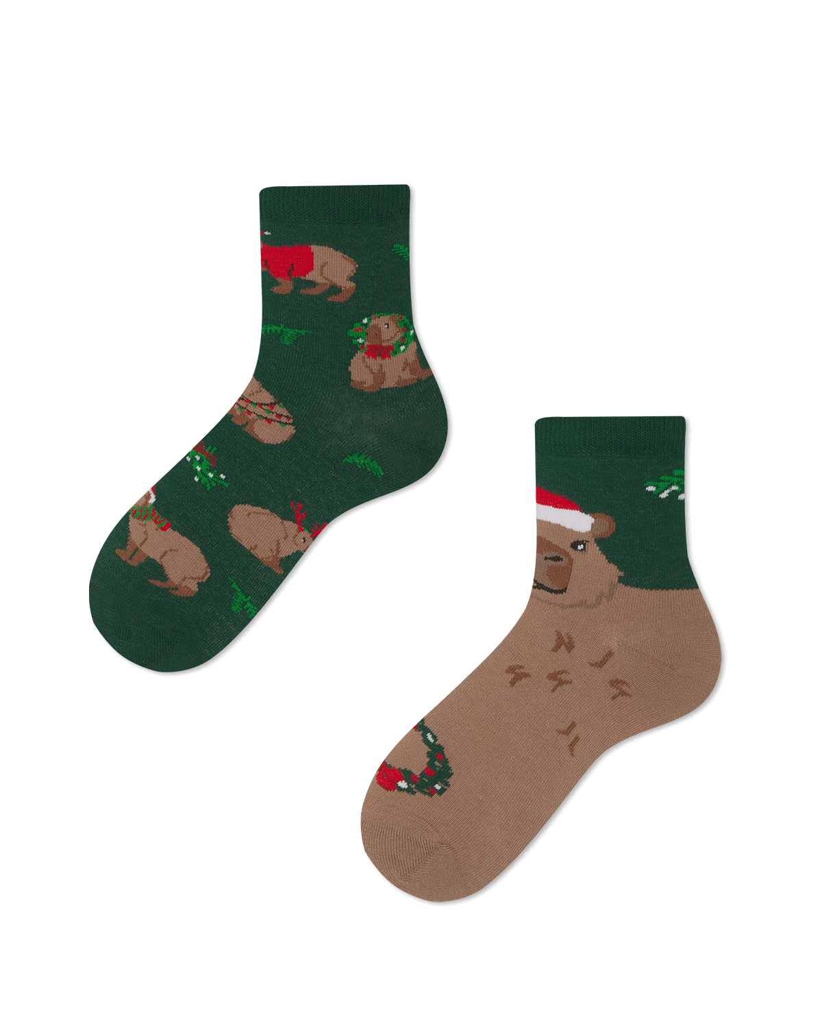 Socken mit einer Weihnachts-Kapibara - Merrybara Kids von Many Mornings
