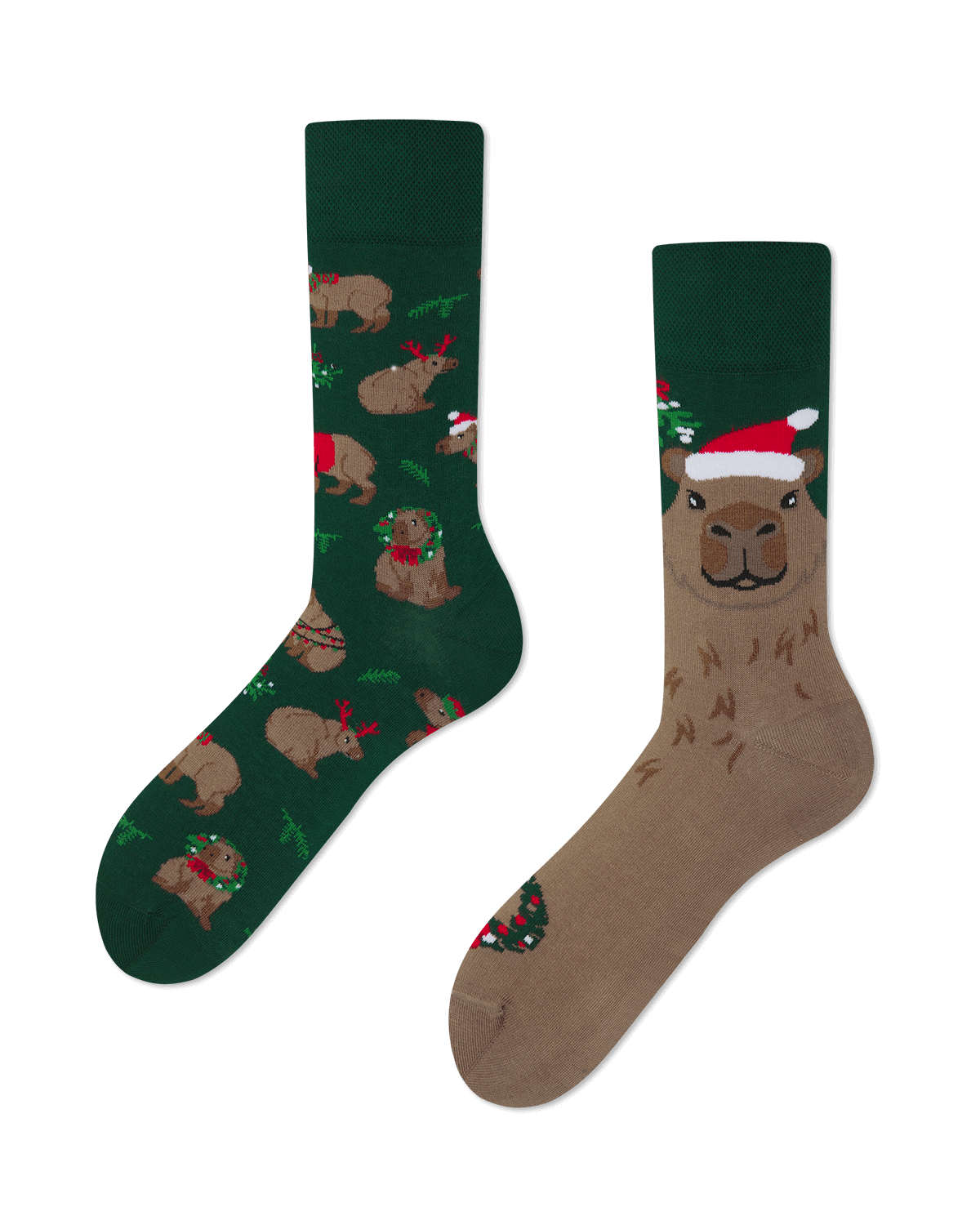 Socken mit einer Weihnachts-Kapibara - Merrybara von Many Mornings