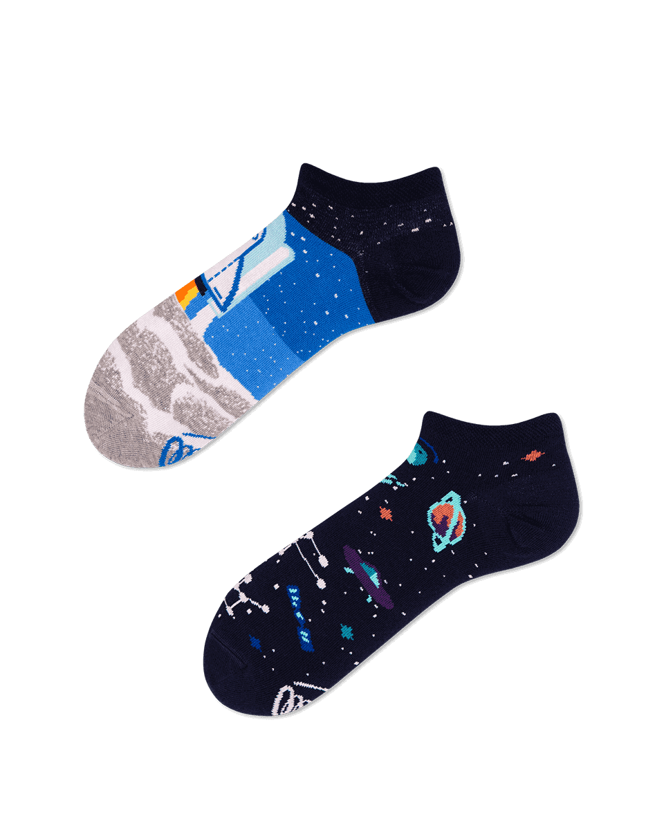 Weltraum Sneakersocken + Astronaut Sneakersocken - Space Trip Low von Many Mornings