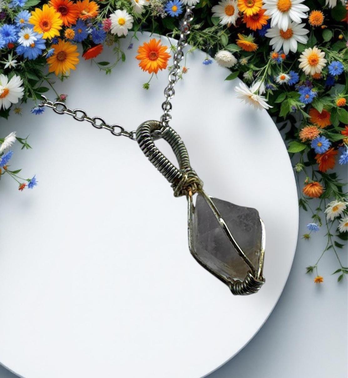 Draht Gewickelt Fluorit Halskette von ManyMoonsSupplies