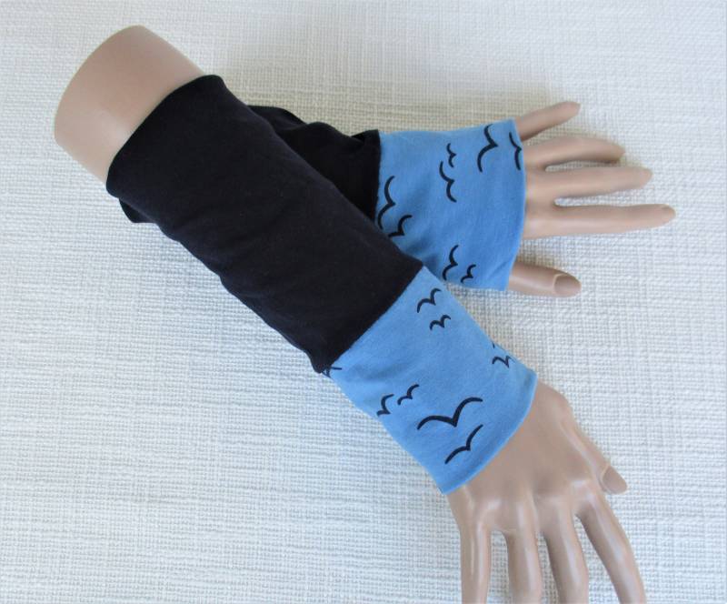 Armstulpen Jerseystulpen Wendestulpen Blau Schwalben von MaomaKreativdesign