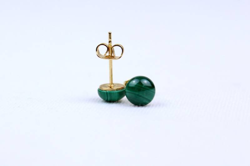 6 Mm Malachit-Ohrstecker. Malachit-Cabochon-Ohrstecker. Mapenzigems 6 Mm Malachit-Ohrstecker. Malachit-Cabochon-Ohrstecker. Mapenzigems von MapenziGems
