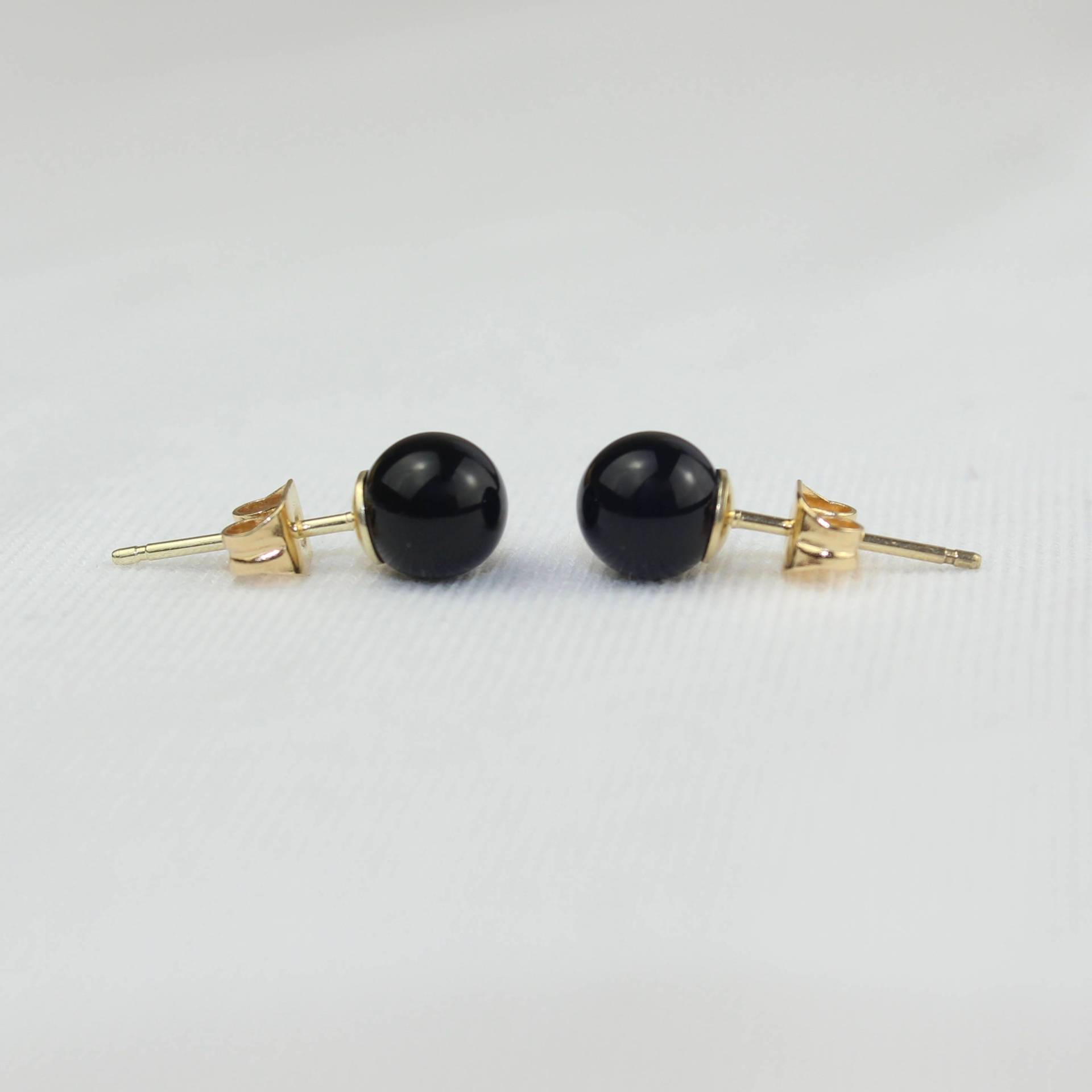 Schwarz Onyx Ohrstecker 6mm Kugeln Runde Mapenzigems Schwarz Onyx Ohrstecker 6mm Kugeln Runde Mapenzigems von MapenziGems