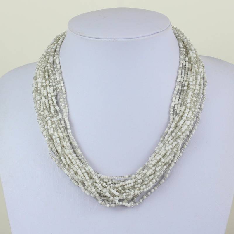 Weiße Halskette Multi-strang Kette Funky Helle Weiß Silber Farbe Masai Perlen Maasai Meer Perlen. Mapenzigems Mb04 Weiße Halskette Multi-strang Kette Funky Helle Weiß Silber Farbe Masai Perlen Maasai Meer Perlen. Mapenzigems Mb04 von MapenziGems
