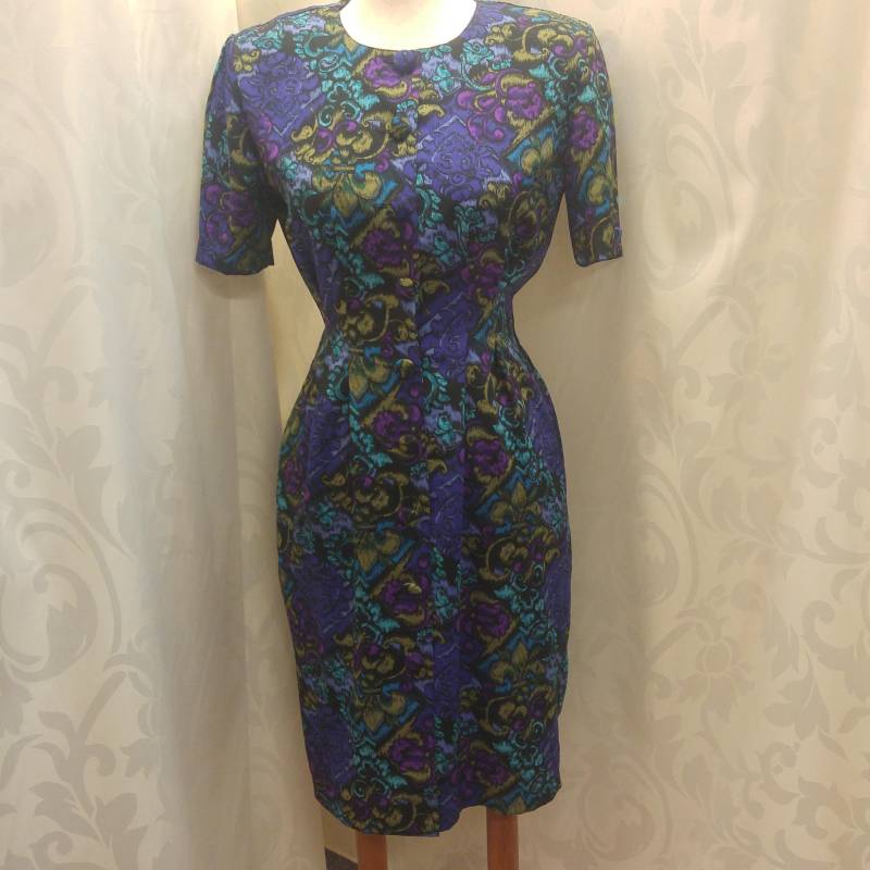 Vintage 80Er Jahre Blumen Kleid Von Tess Dress Petite - Kurzarm, Knöpfe, Retro Hausfrau, Büro Kleidung Vintage 80Er Jahre Blumen Kleid Von Tess Dress Petite - Kurzarm, Knöpfe, Retro Hausfrau, Büro Kleidung von MapleKeysEclectic