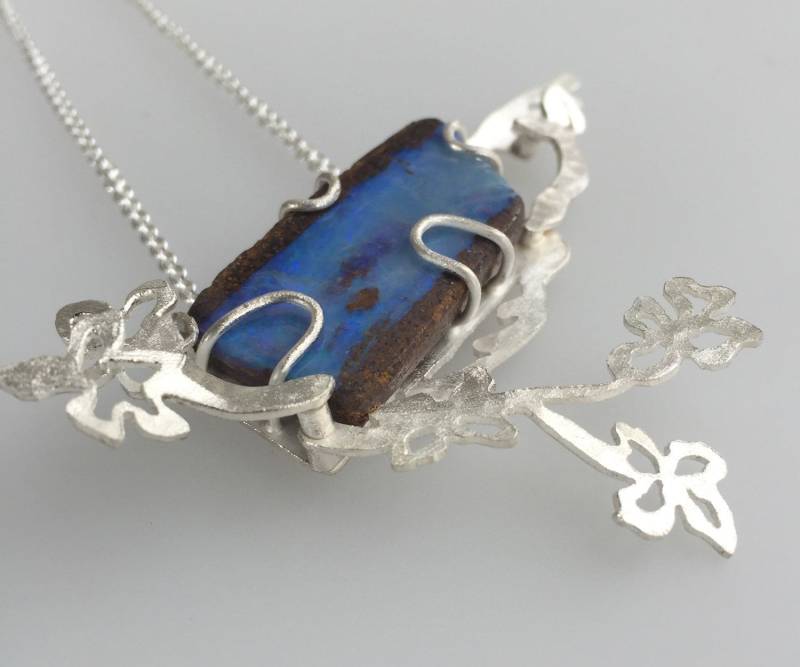 Boulder Opal Und Sterling Silber Wildblumen Serie Boulder Opal Und Sterling Silber Wildblumen Serie von MaraFriedland