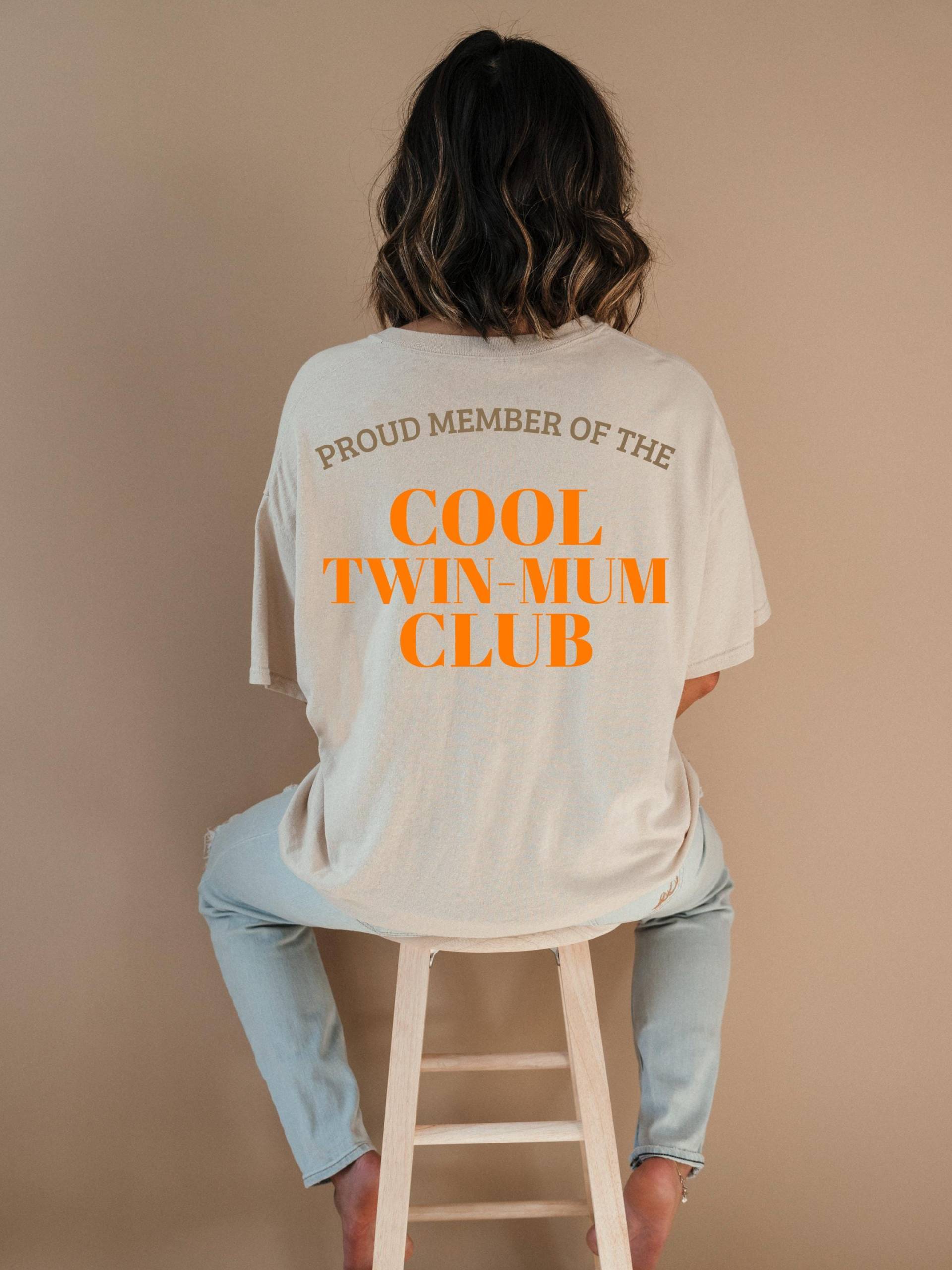 Cool Twin Mum Club Shirt | Zwillinge Mama T-Shirt Geschenk Für Zwillingsmama|Muttertag Geschenk|Twin Mom Shirt|Coole Outfit von MaraVonKech