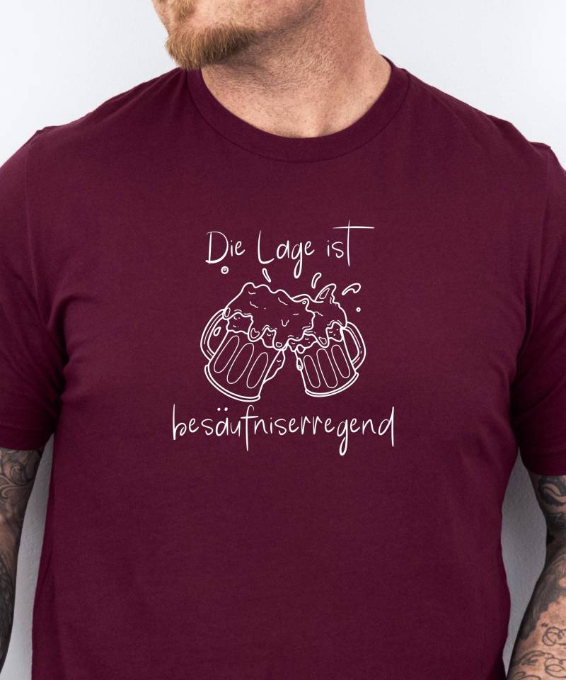 Die Lage Ist Besäufniserregend Shirt Lustiges Oktoberfest Bier Shirt, Männer Jga Witziges Shirt Mit Spruch von MaranitaDesigns