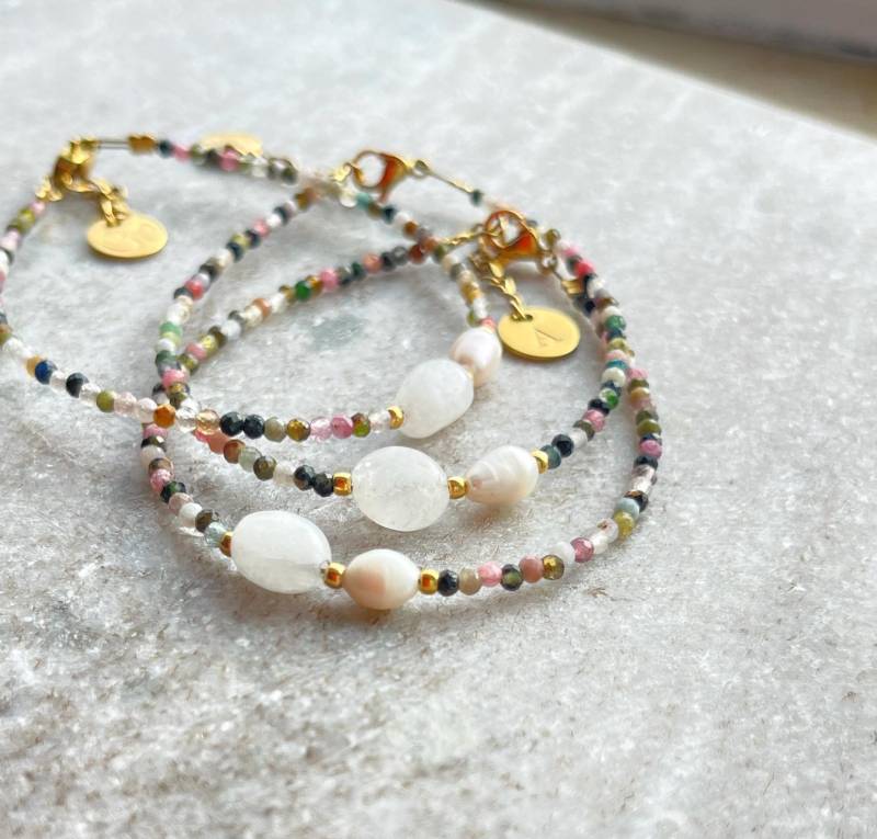 Armkette/Fußkette Mit Bunten Turmalin, Mondstein Und Süsswasserperlen Personalisiert | Besondere Geschenk von MarasBracelet