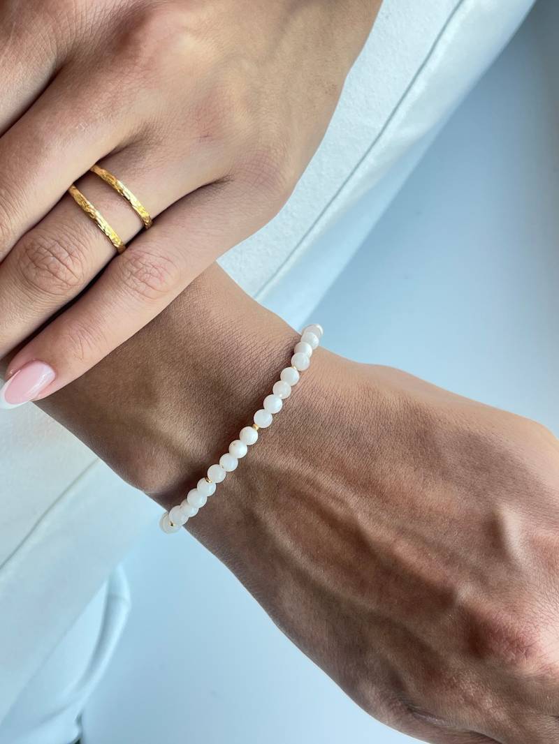 Mondstein Armband | Heilstein Kristallarmband Geschenk Für Frauen Frauenpower von MarasBracelet