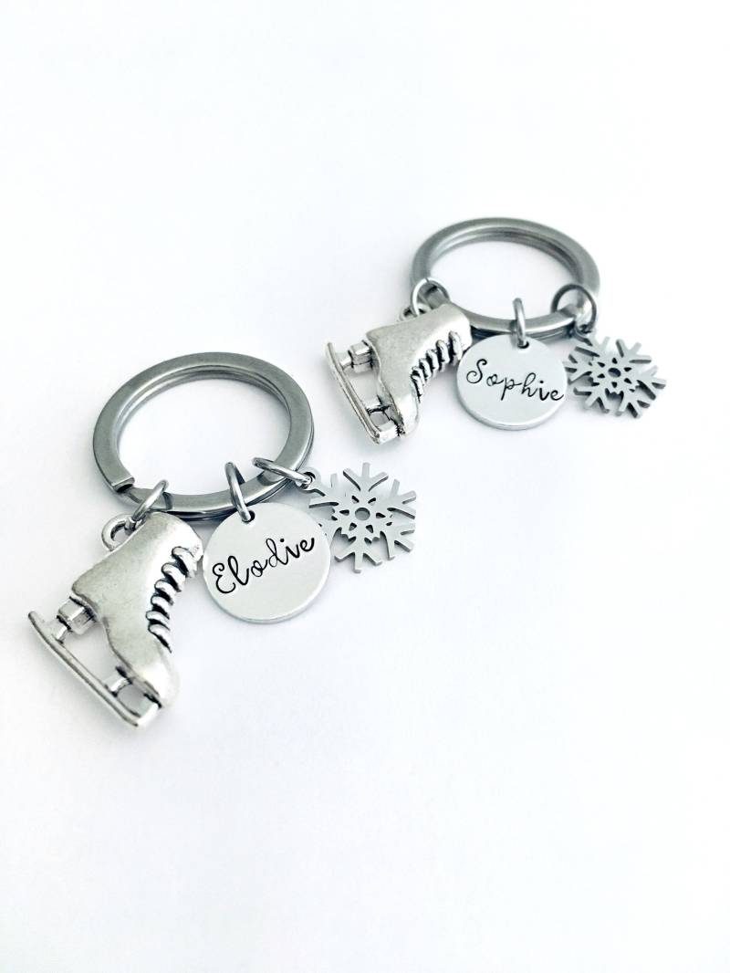 Personalisierte Eislaufen Schlüsselanhänger, Erste Schlittschuh Schmuck, Eiskunstläufer Geschenk Personalisierte Eislaufen Schlüsselanhänger, Erste Schlittschuh Schmuck, Eiskunstläufer Geschenk von Maraviglie