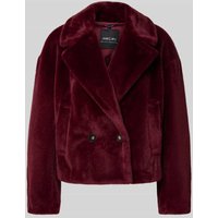 Marc Cain Jacke aus Kunstfell mit Reverskragen in Bordeaux, Größe 46 Marc Cain Jacke aus Kunstfell mit Reverskragen in Bordeaux, Größe 46 von Marc Cain