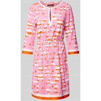 Marc Cain Knielanges Kleid mit Allover-Muster in Pink, Größe 38 von Marc Cain