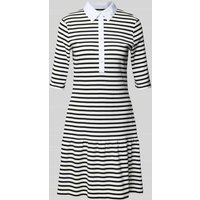 Marc Cain Knielanges Polokleid mit Knopfleiste in Weiss, Größe 40 Marc Cain Knielanges Polokleid mit Knopfleiste in Weiss, Größe 40 von Marc Cain