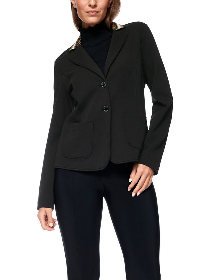 Marc Cain Kurzblazer Doggy Dogs Premium Damenmode Leoprint-Details am Kragen, figurbetonter Schnitt von Marc Cain