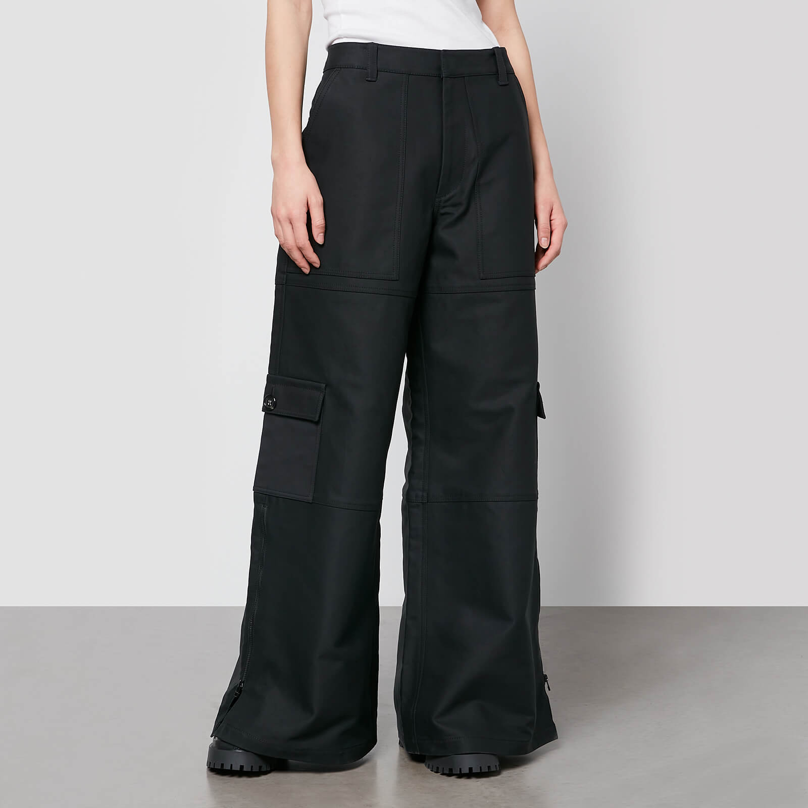 Marc Jacobs Cotton-Canvas Wide-Leg Cargo Trousers - UK 10 von Marc Jacobs