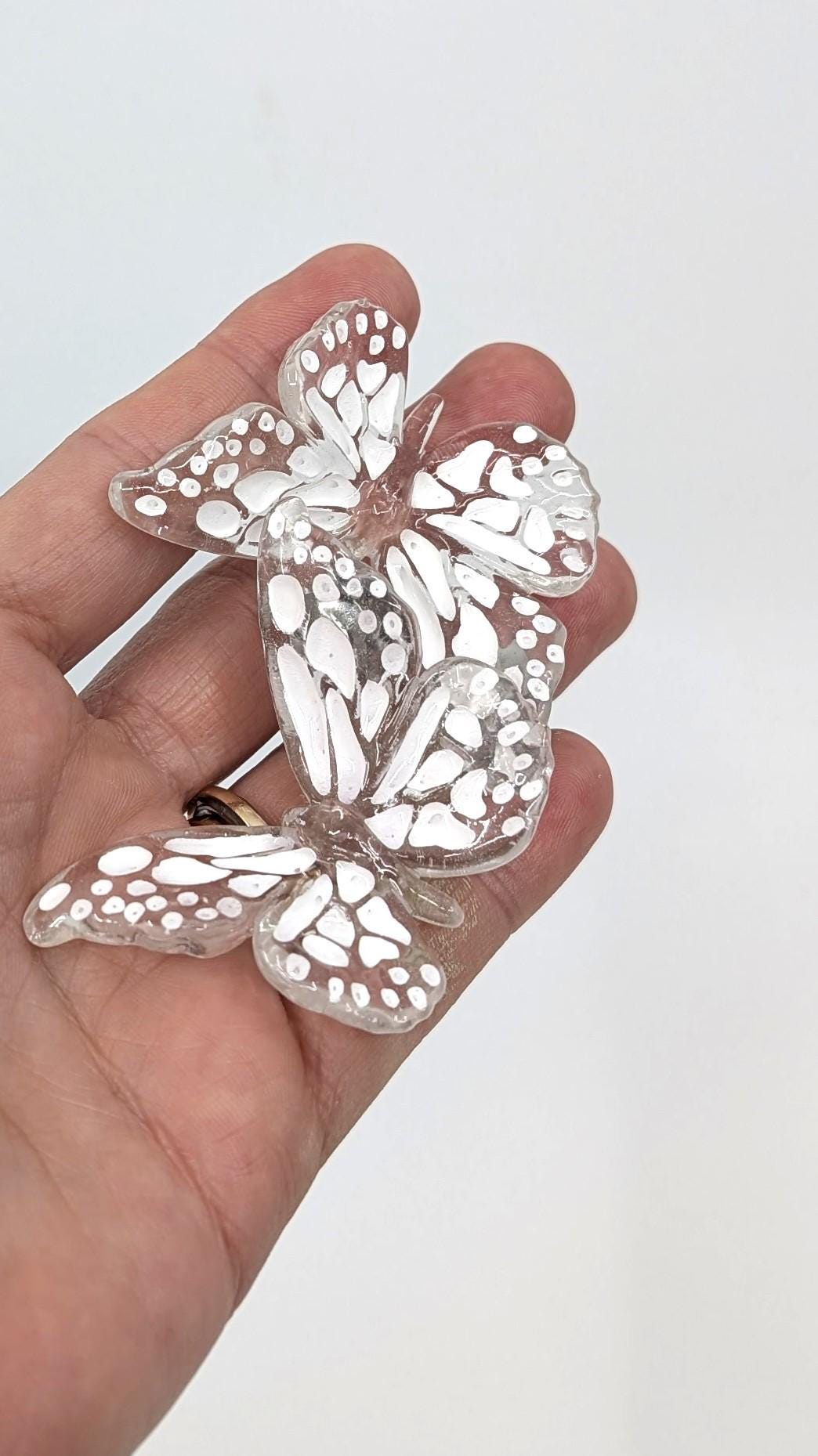 Kohlschmetterlingsohrringe - 3D Schmetterlingsohrringe von MarcelaLopezArt