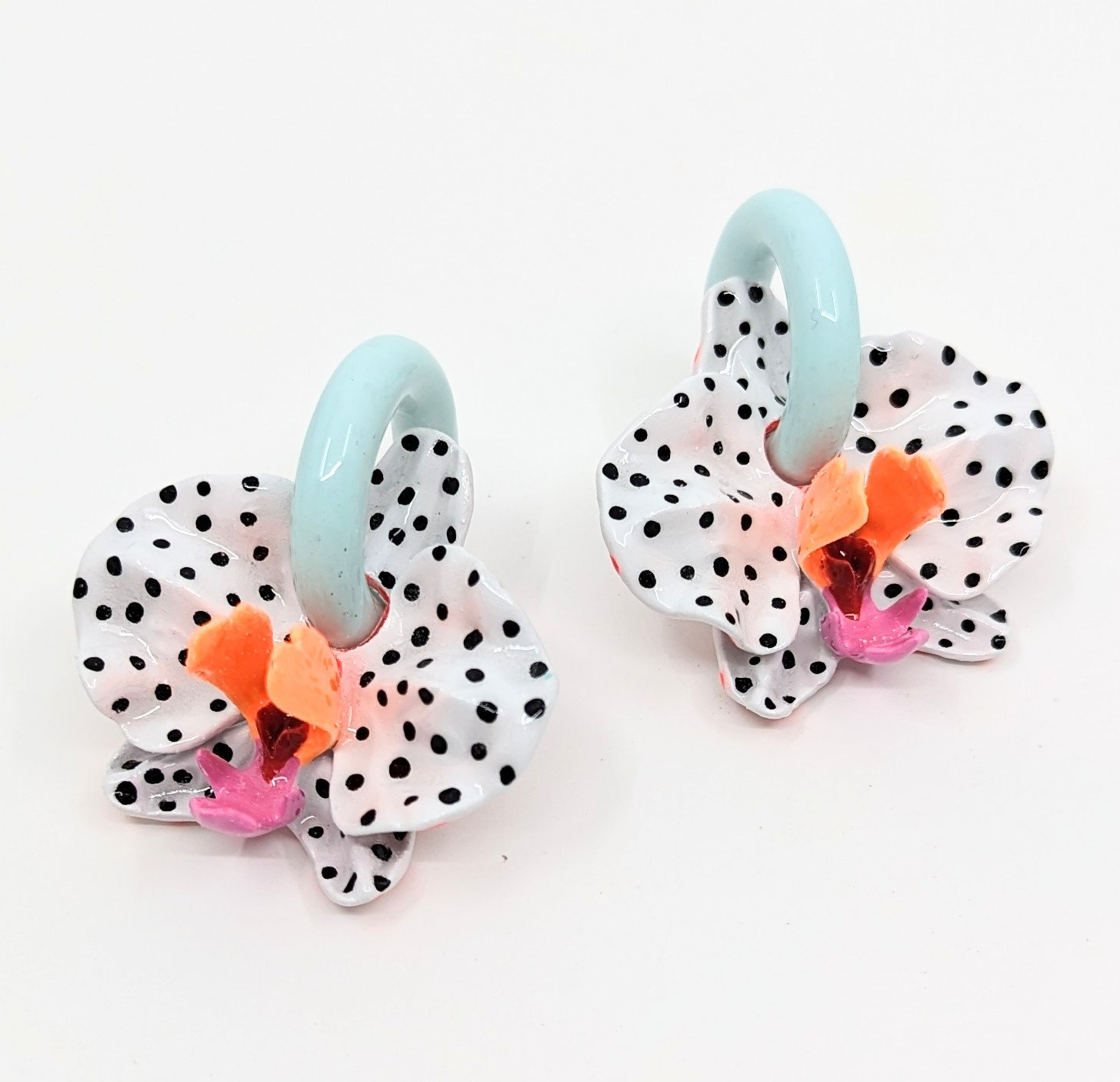 Ohrringe Mit Gepunkteten Orchideen - 3D-Orchideenohrringe von MarcelaLopezArt