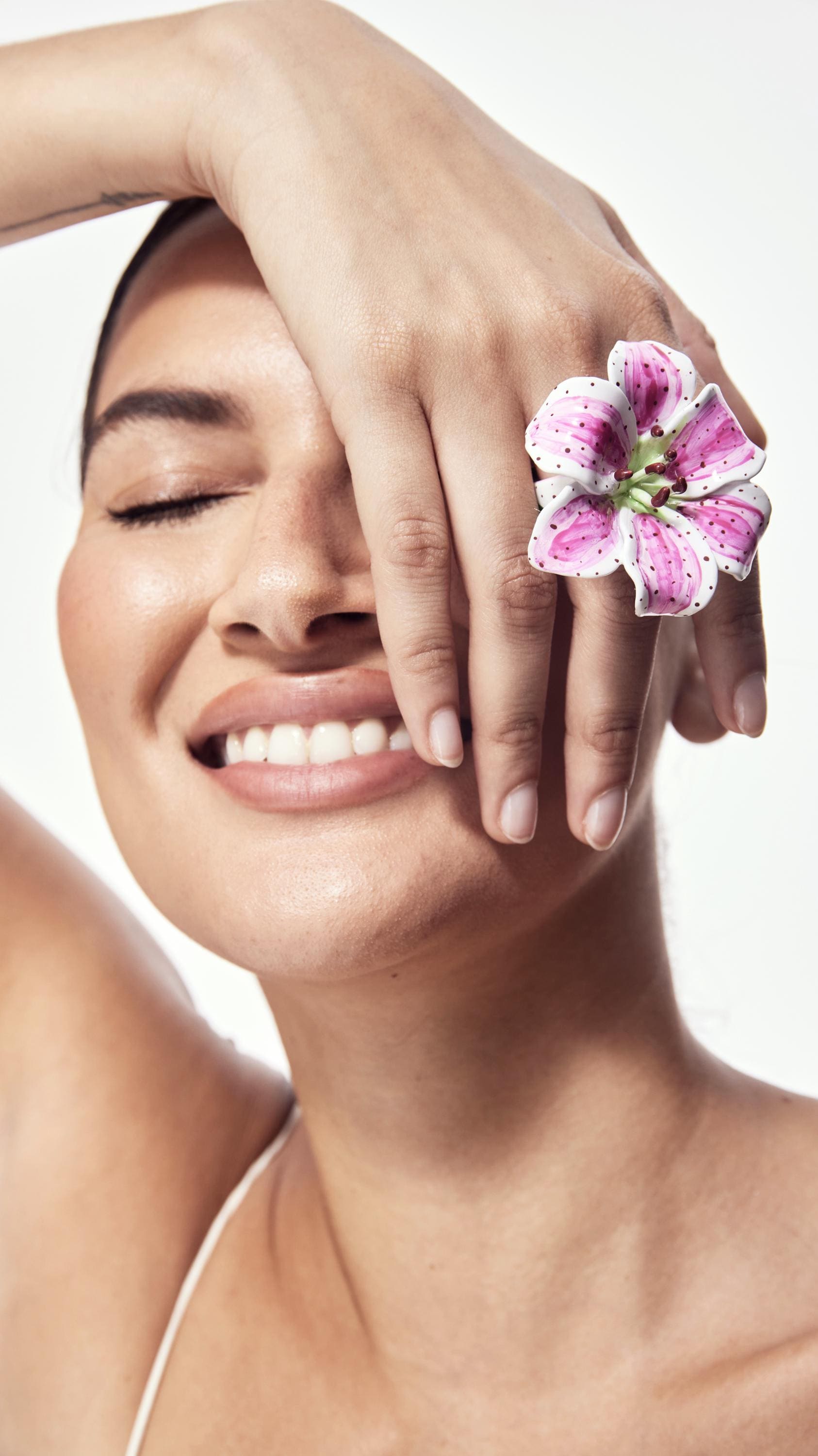 Roselily Ring - 3D Lilienblütenring von MarcelaLopezArt