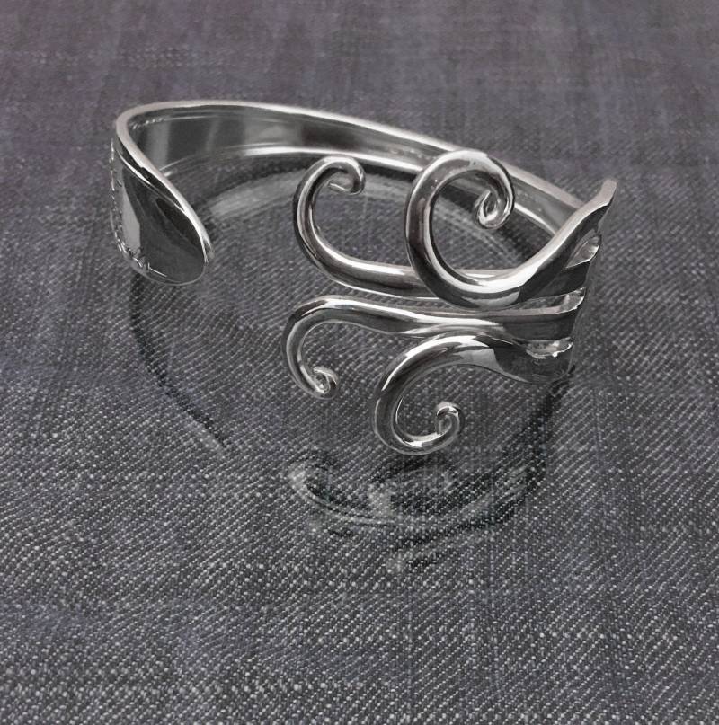 Eco-Friendly Schmuck, Nachhaltige Gabel Armband, Umweltbewusste Armband in Fancy 6 Design von MarchelloArt