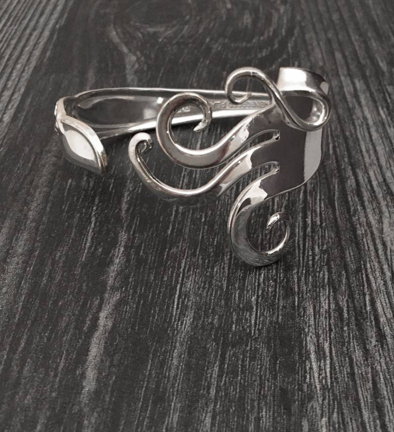 Recycelter Antik Silber Schmuck, Vintage Gabel Armband in Fancy Design von MarchelloArt