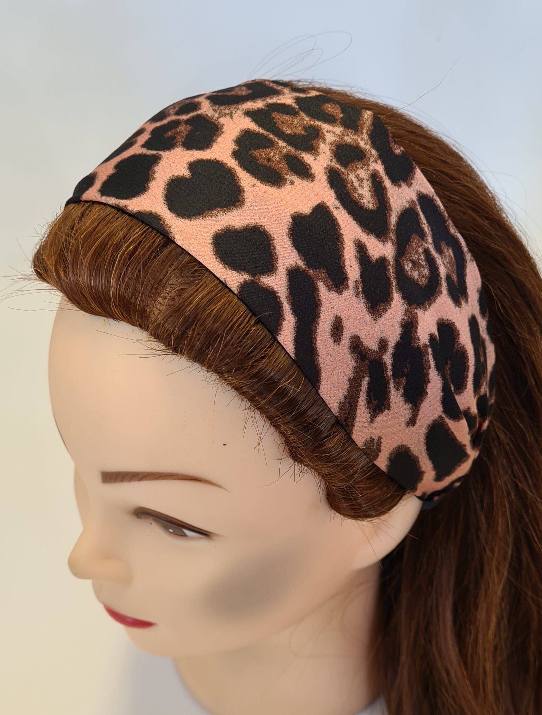 Rosa Stirnband Extra Breit Flach Leopard Tierprint Damen Haarband Handgemacht Fascinator Krone Tiara Kopfschmuck Halo von MareeAlexanderDesign