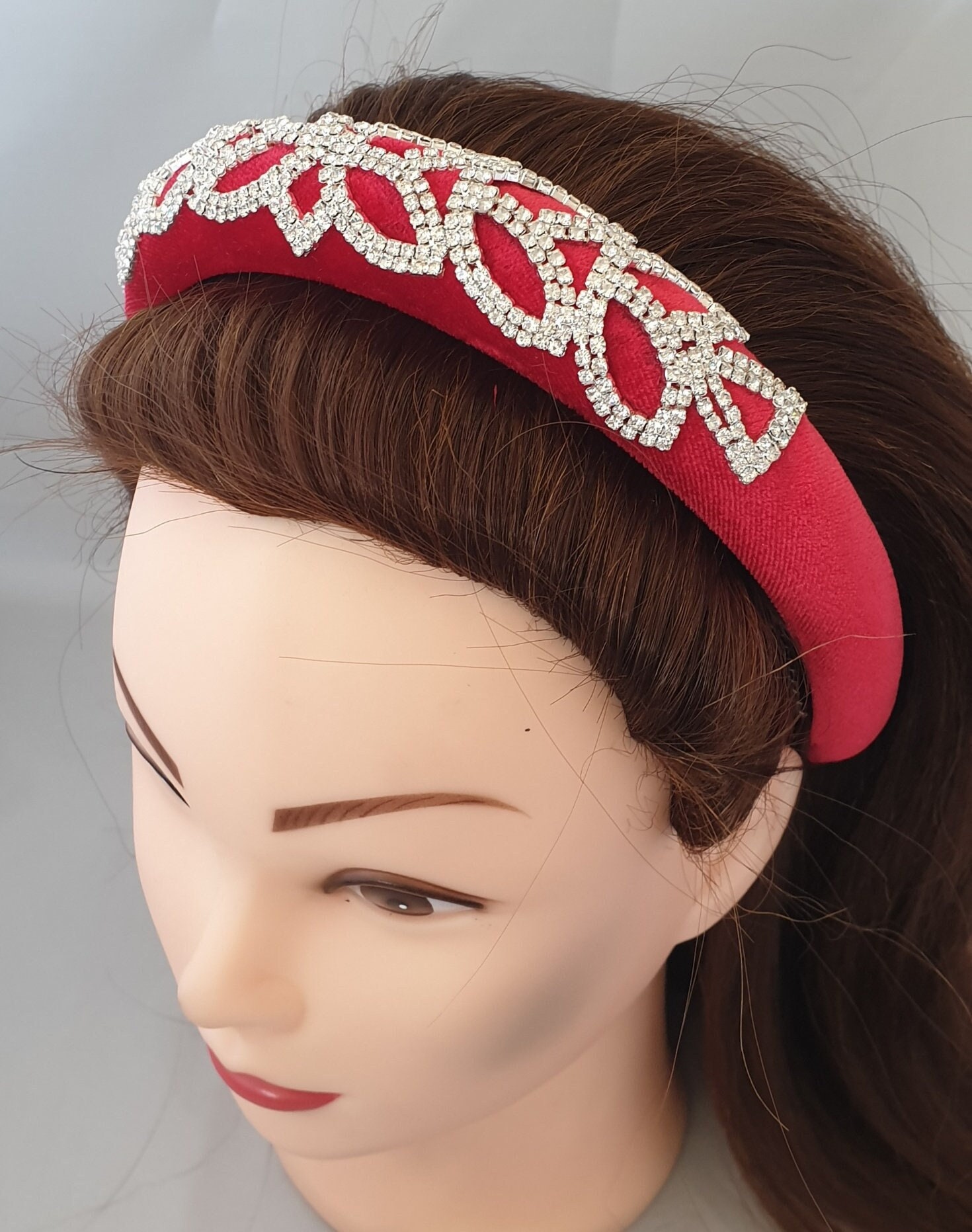 Rotes Samt Kristall Diamant Verschönert Stirnband Damen Mädchen Puffy Haarband Handgemacht Barock Stil 3cm Breit Krone Unikat Weihnachtsgeschenk von MareeAlexanderDesign